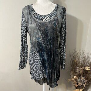 NWT Cativa Tunic Top Women Mixed Media Patchwork Layered Lagenlook Gray Size M